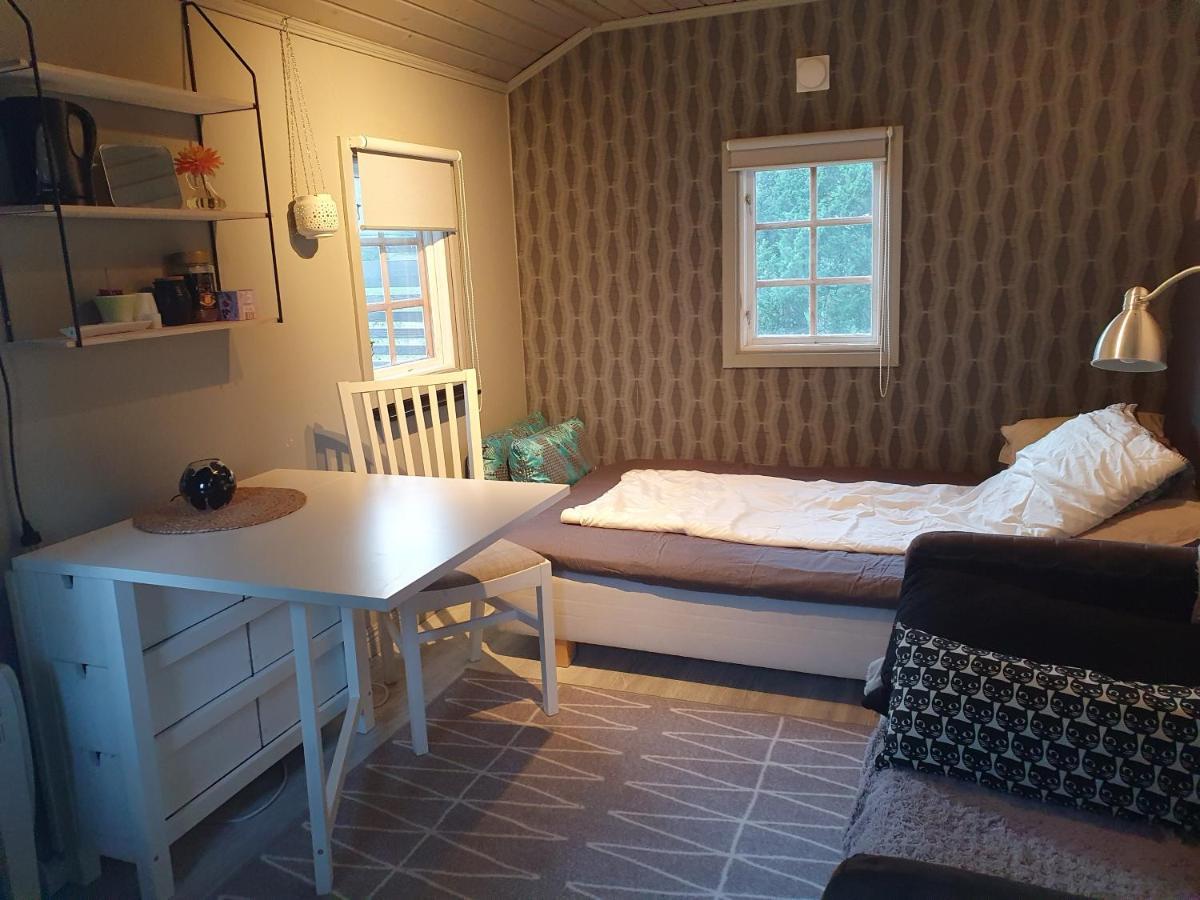Norrtaelje Bed & Breakfast ภายนอก รูปภาพ